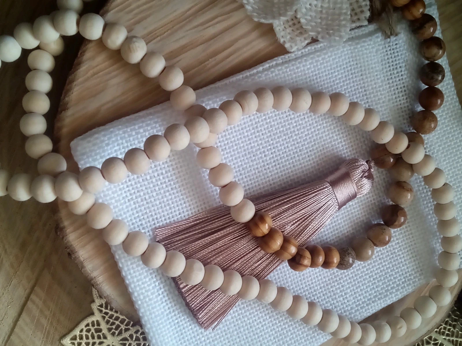 Collier Sautoir bohème en perles de bois + pierres de jaspe – photo 4